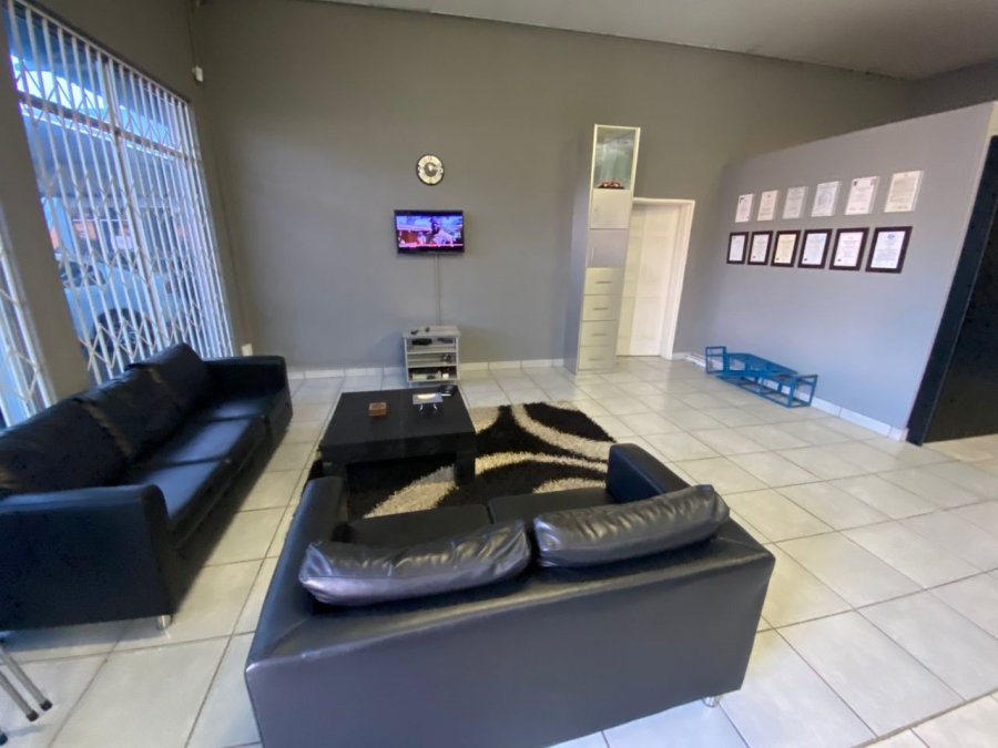 To Let Commercial Property for Rent in Rustenburg Central North West